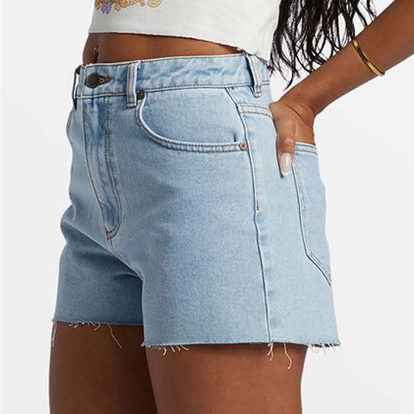 Billabong Women's High Tides Shorts - Picture 4 of 5